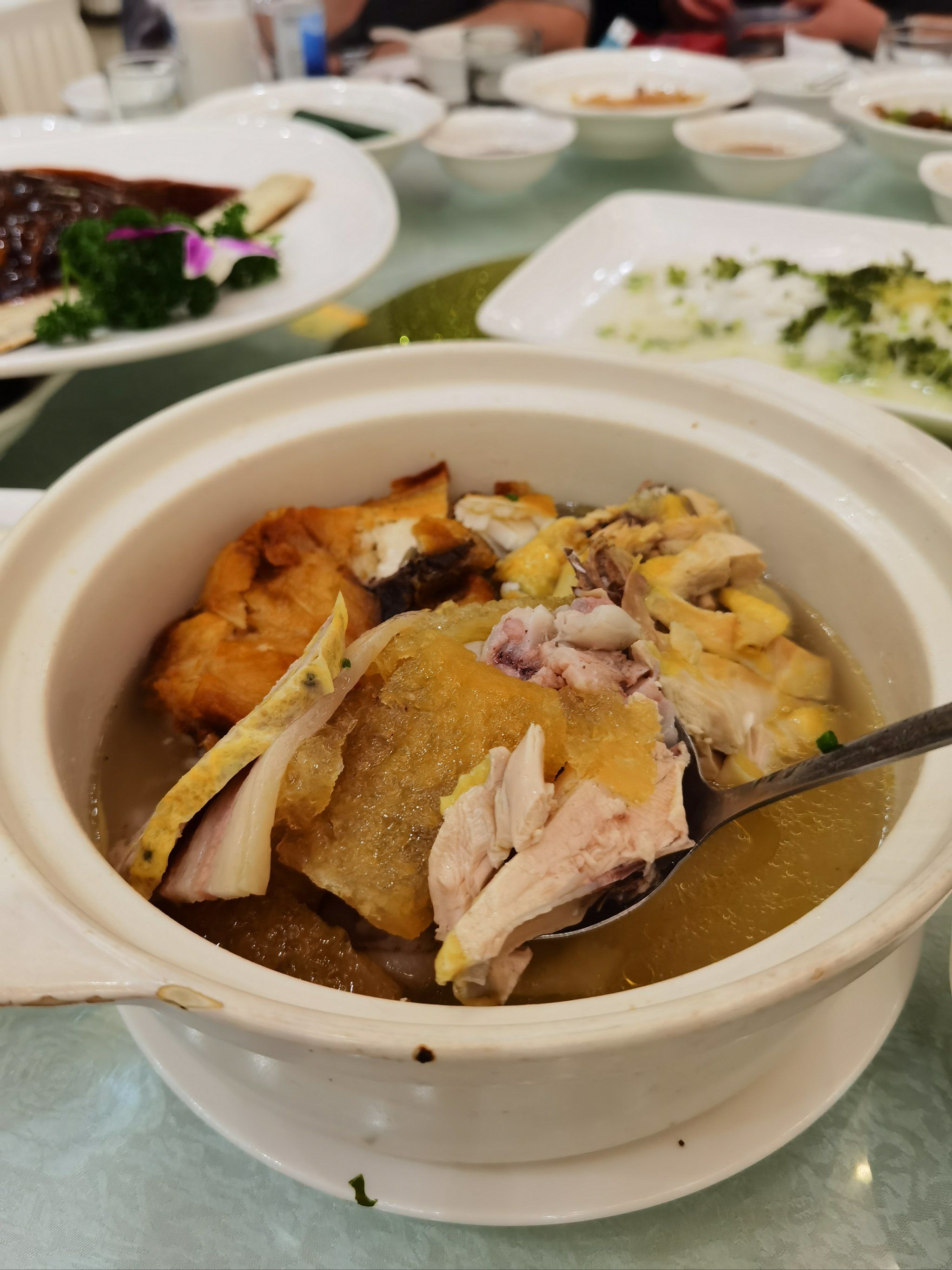 正宗的三林塘,软糯吸味,一口气吃了一碗肉皮