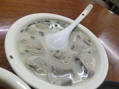 -胡子饮食店