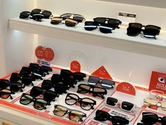 -J-Optical佳视明眼镜·蔡司视觉(青岛金茂览秀城店)