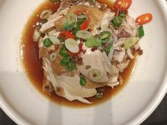 -艳阳天民俗村(公园路店)