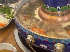 -毛辣果·贵州红酸汤牛肉火锅(西单店)