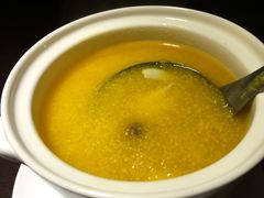 黄后粥-凯撒尔新疆特色主题餐厅(青山店)