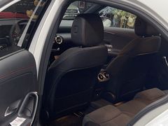 -上海星瀚奔驰4S店(红柳路店)