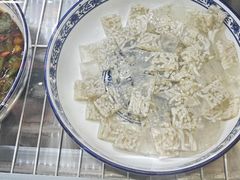 -屯老二农家铁锅炖·行业领军者(梅江店)