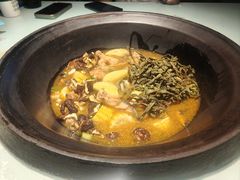 -鱼窝棚柴火铁锅炖(富山屯店)