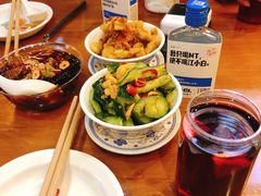 -炉小二铜锅牛蛙•川湘菜(三里屯店)