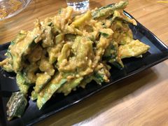 -三鞭一花·独一处·元英砂锅(海光寺店)