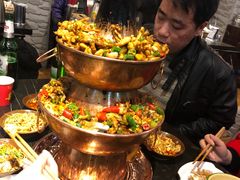 -巴四老城区炭火蛙锅(张江店)