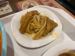 -何记花甲(海岸城旗舰店)