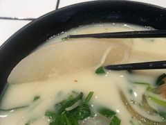 -肥汁米蘭香港米线(长宁来福士店)