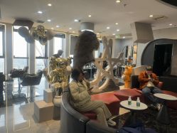 -TOP HAIR SALON