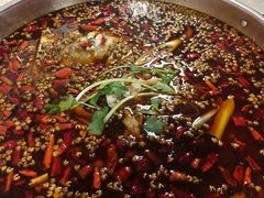 中辣锅底-味之绝热血美蛙鱼火锅(中坝店)