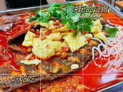 -在巷子里的烤肉店·螺蛳粉烤鱼·牛蛙(和美城店)