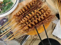 -刘姐啤酒鱼民族演艺餐厅(西街总店)