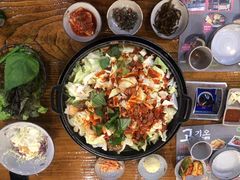 -高基五春川炒鸡排 韩国料理(威海总店)