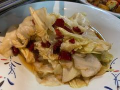 手撕包菜-昱龙大盆牛蛙馆(三兴街总店)