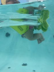 -熊小米专业儿童游泳馆