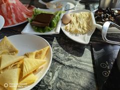 -云中捞高空旋转餐厅(商茂世纪广场店)