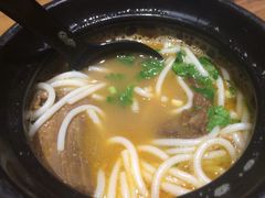 -茶花妹子云南餐厅(传媒大学店)