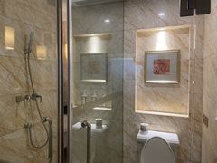 -德州凤冠假日酒店