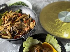 -天天向上素食餐厅(五台山店)