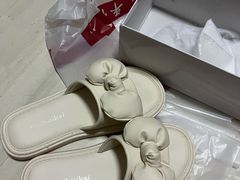 -靓足鞋店(大沽南路店)