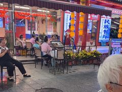 -刘姐啤酒鱼民族演艺餐厅(西街总店)