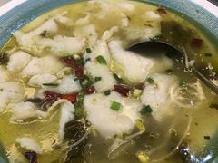 酸汤鱼-关东风老北方菜馆(桂芳园店)