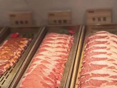 -山焱·炭火自助烤肉(周浦万达店)