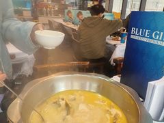 -鲜入围煮花胶鸡海鲜火锅