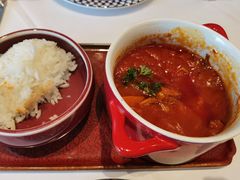 罐焖牛肉配米饭-哈拉硕俄式西餐