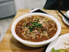 -勇猛子川菜馆(新军路店)