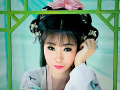 -九月鹰飞汉服摄影工作室