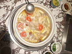 -谢云贵清香水煮鸡火锅(总店)
