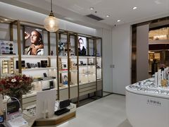 -无界眼镜MaxLess(南翔印象城店)
