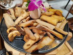 -一朵菌·野生菌探索家火锅(南亚店)