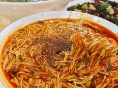 麻辣豆腐皮-柏合黄记豆腐皮饭店