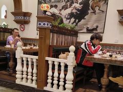 大堂-清真·玛丽亚新疆菜主题餐厅(浙江中路店)