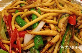 Squid Stir-Fried Udon Noodles