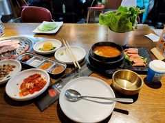 -·缸桶屋·韩式牛肋条自助烤肉(西湖D11店)