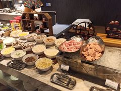 -筠咖啡西餐厅(上海国展宝龙丽筠酒店)