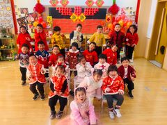 -上海青草地幼儿园