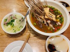 -嘉州叶婆婆钵钵鸡(建设路店)