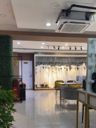 -巴黎时尚婚纱摄影(南汇店)