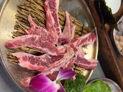 -围炉肉舍•炭烤活鳗•丹东海鲜烤肉(步行街店)