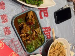 -肥肥虾庄·金牌油焖大虾(杨园滨江时代walk店)