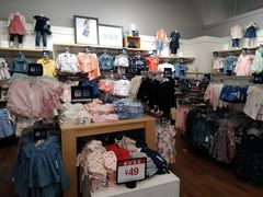 -GAP(王府井奥莱·香江小镇店)