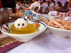 -刘姐啤酒鱼民族演艺餐厅(西街总店)