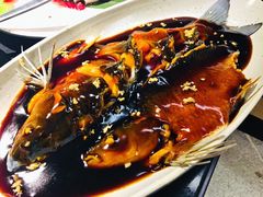 西湖醋鱼-老头儿油爆虾·知味杭州(爱琴海购物中心)