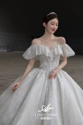 -LOVE SHINE婚纱·红鼎庄龙凤褂·妈妈装定制